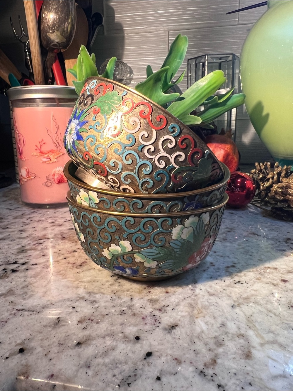 Set of 3 Amazing & Rare Floral Cloisonné Bowls, expect some imperfections - Picture 1 of 16